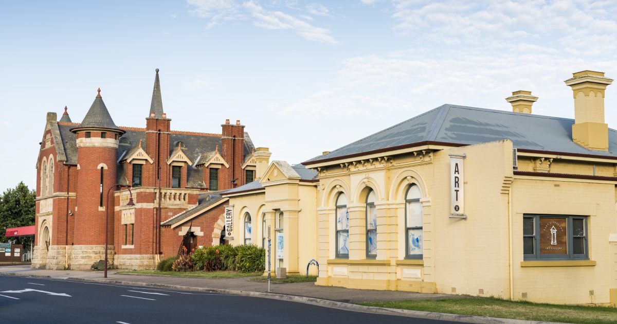 Bairnsdale Travel Guide Where to Eat, Stay and Play Visit Gippsland